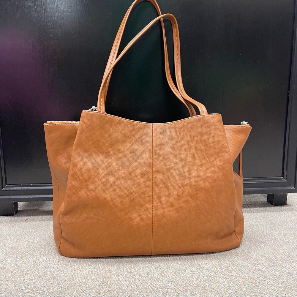 HOBO elegant essential large tote 👜